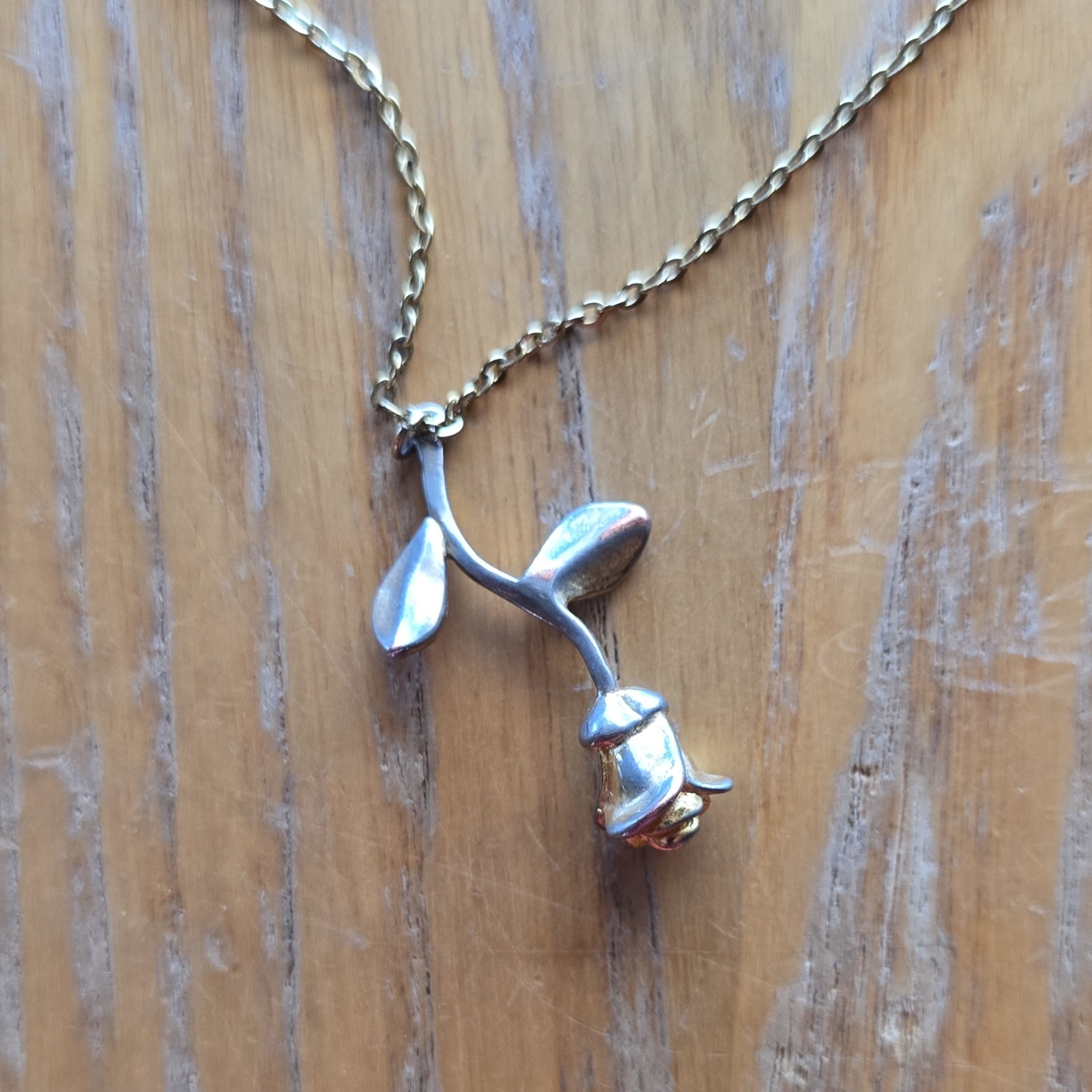 Gold Tone Rose Flower Charm Pendant Necklace Cable Chain Adjustable Lobster