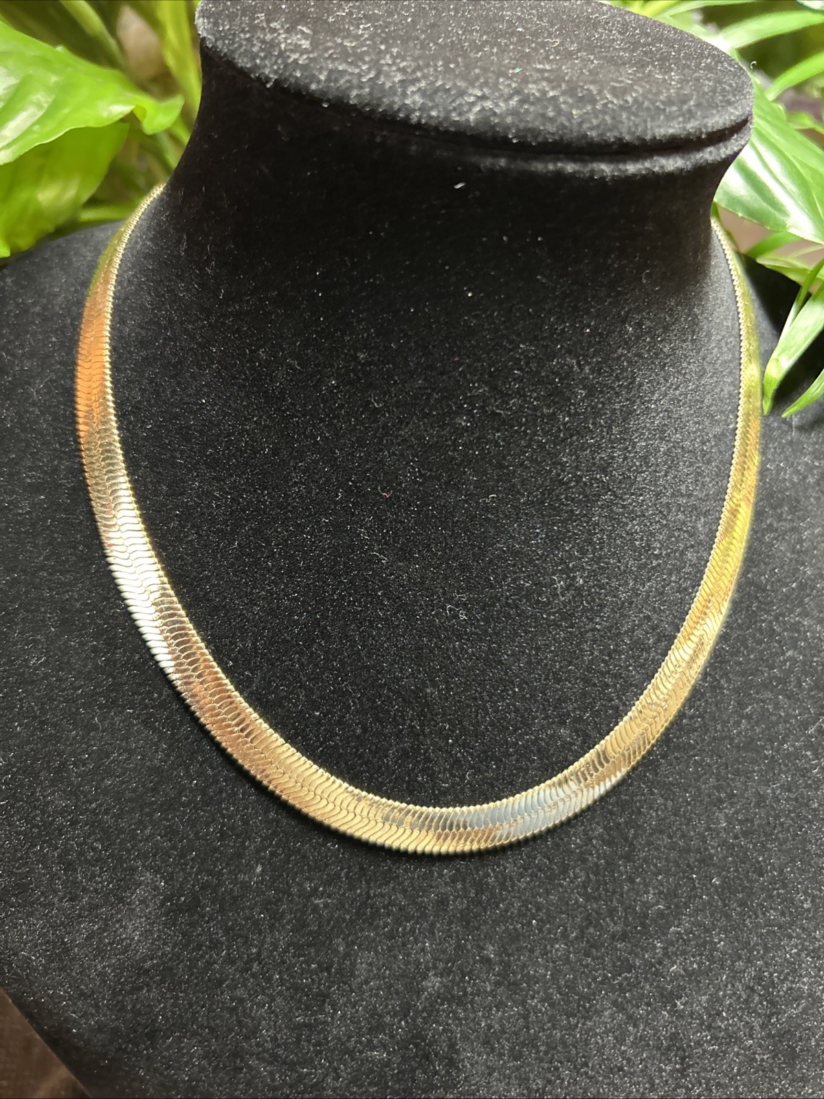GOLD PLATED 8mm HERRINGBONE 18”Chocker Necklace Chain For Men Or Women
