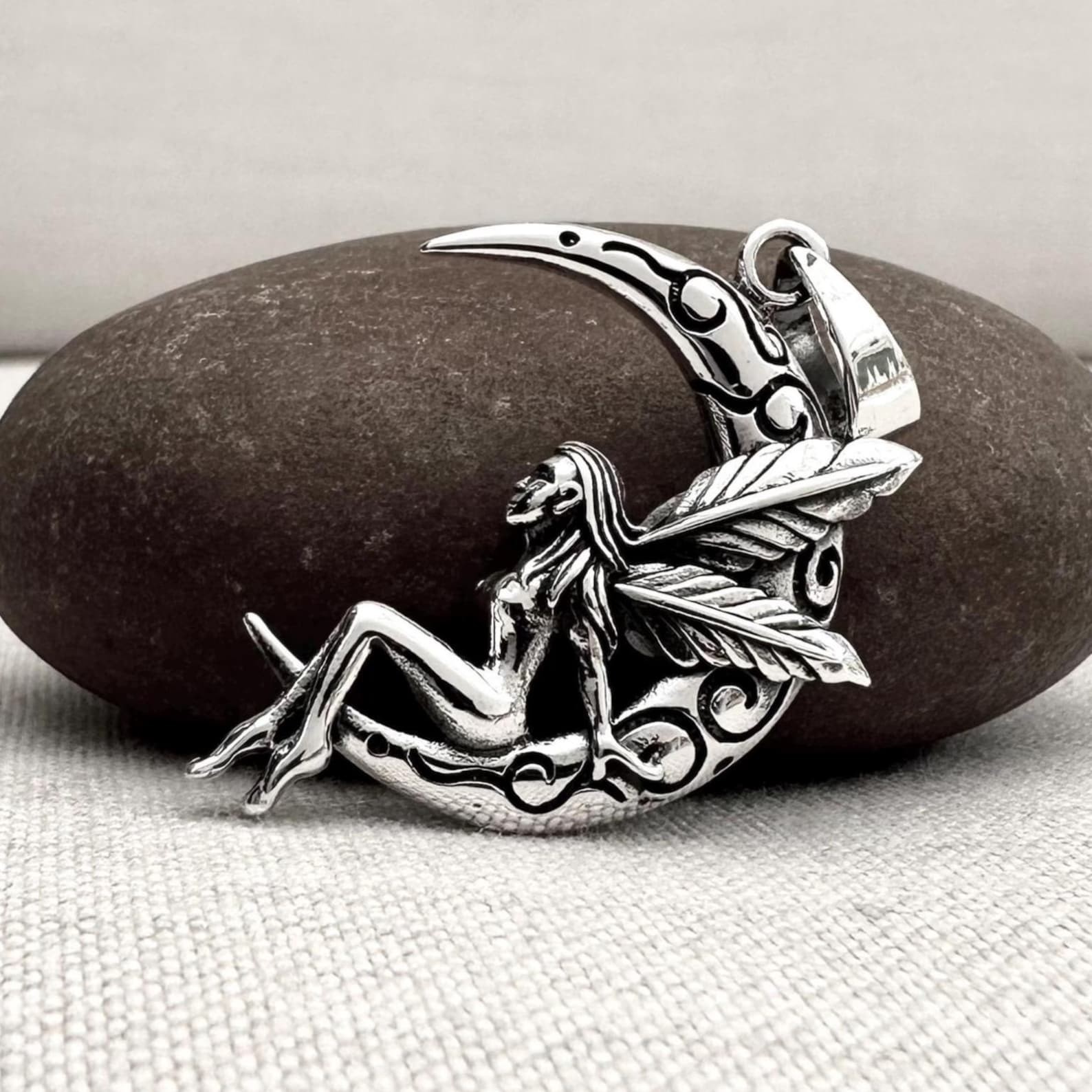 Handcrafted 925 Sterling Silver Crescent Moon Fairy Celtic Pendant/Necklace