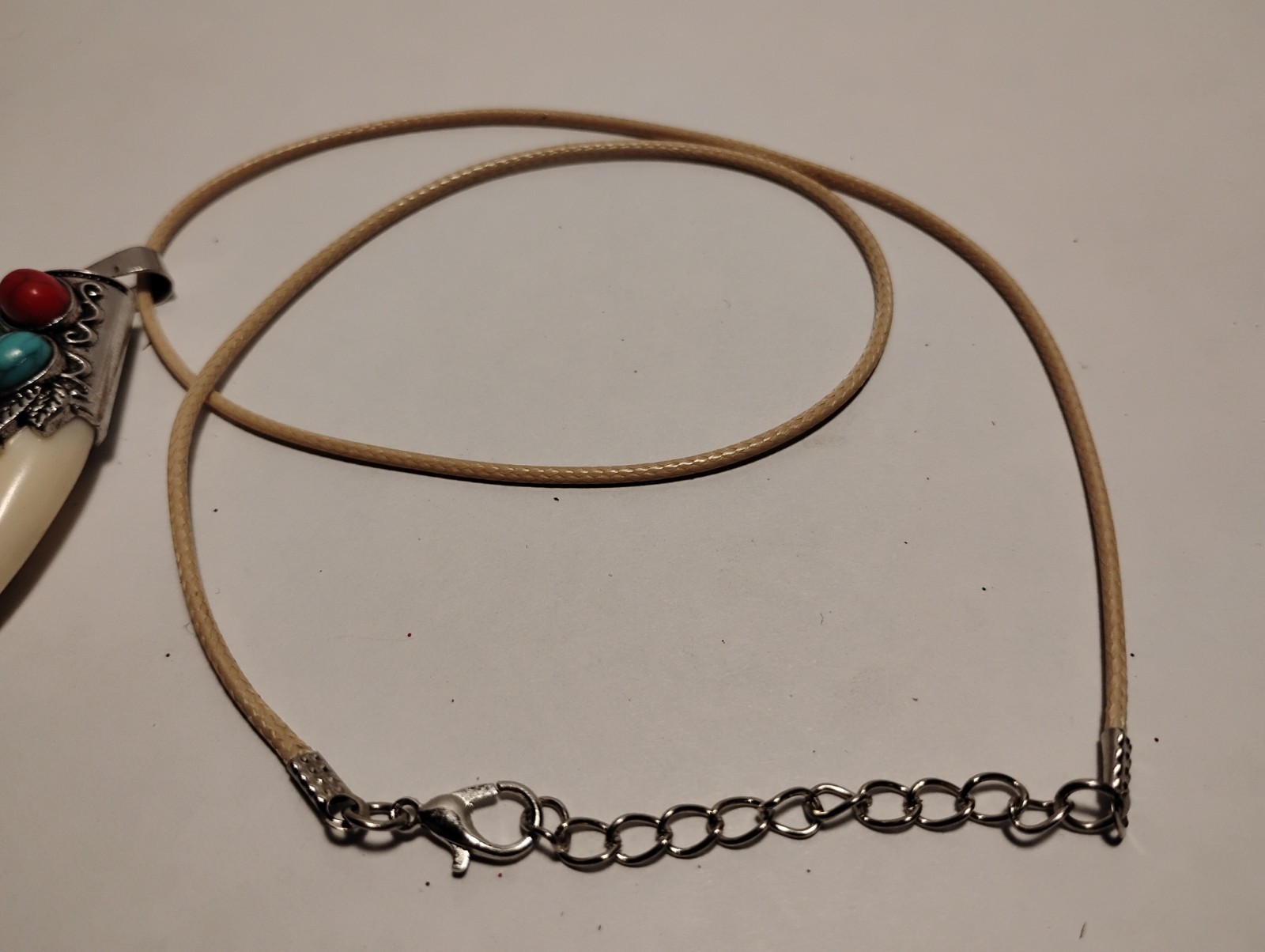 Ancient Looking Metal & Resin Wolf Tooth Pendant Necklace W/ 20 Inch Tan Cord