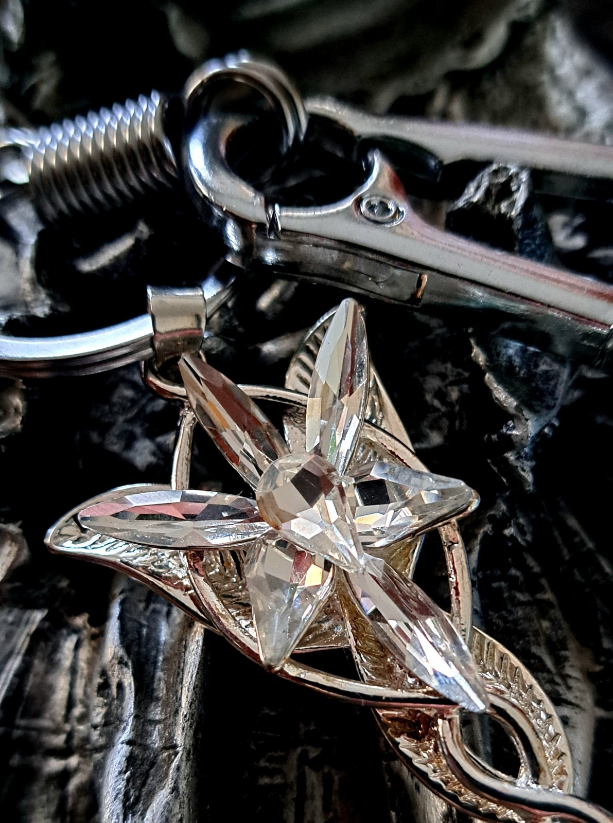 Keychain.Arwen Evenstar: silver pendant with cubic zirconia crystals”