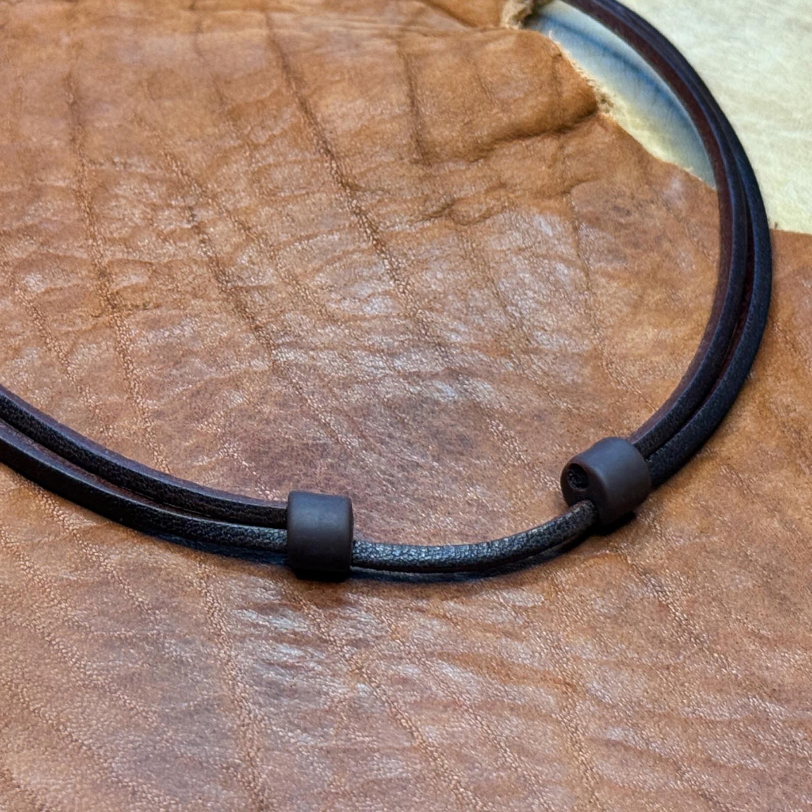 Lederkette Lederband braun verstellbar Halskette Leder Surferkette Halsband Goa