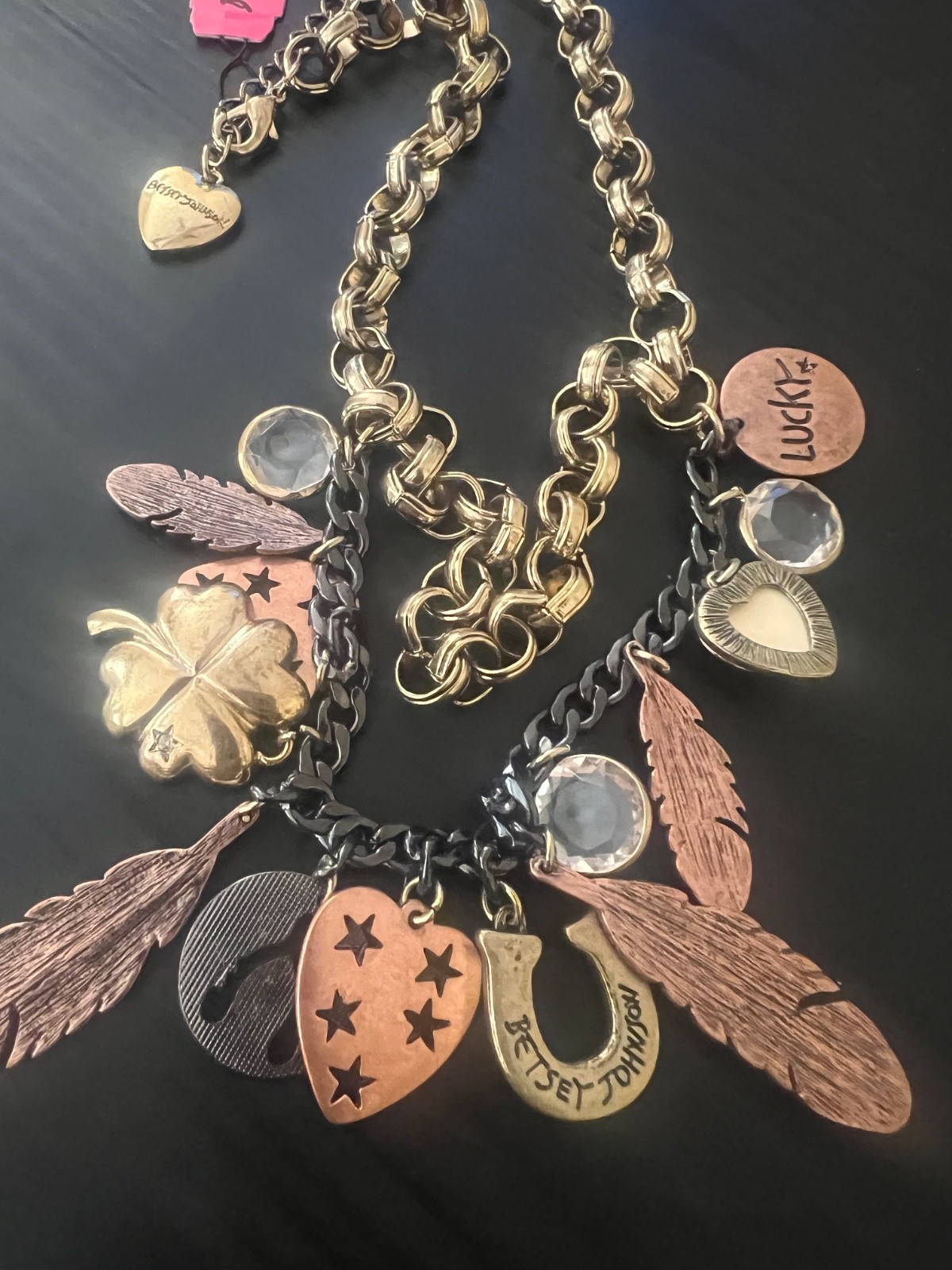 Betsey Johnson Horseshoe Leaves Charm Necklace – R2