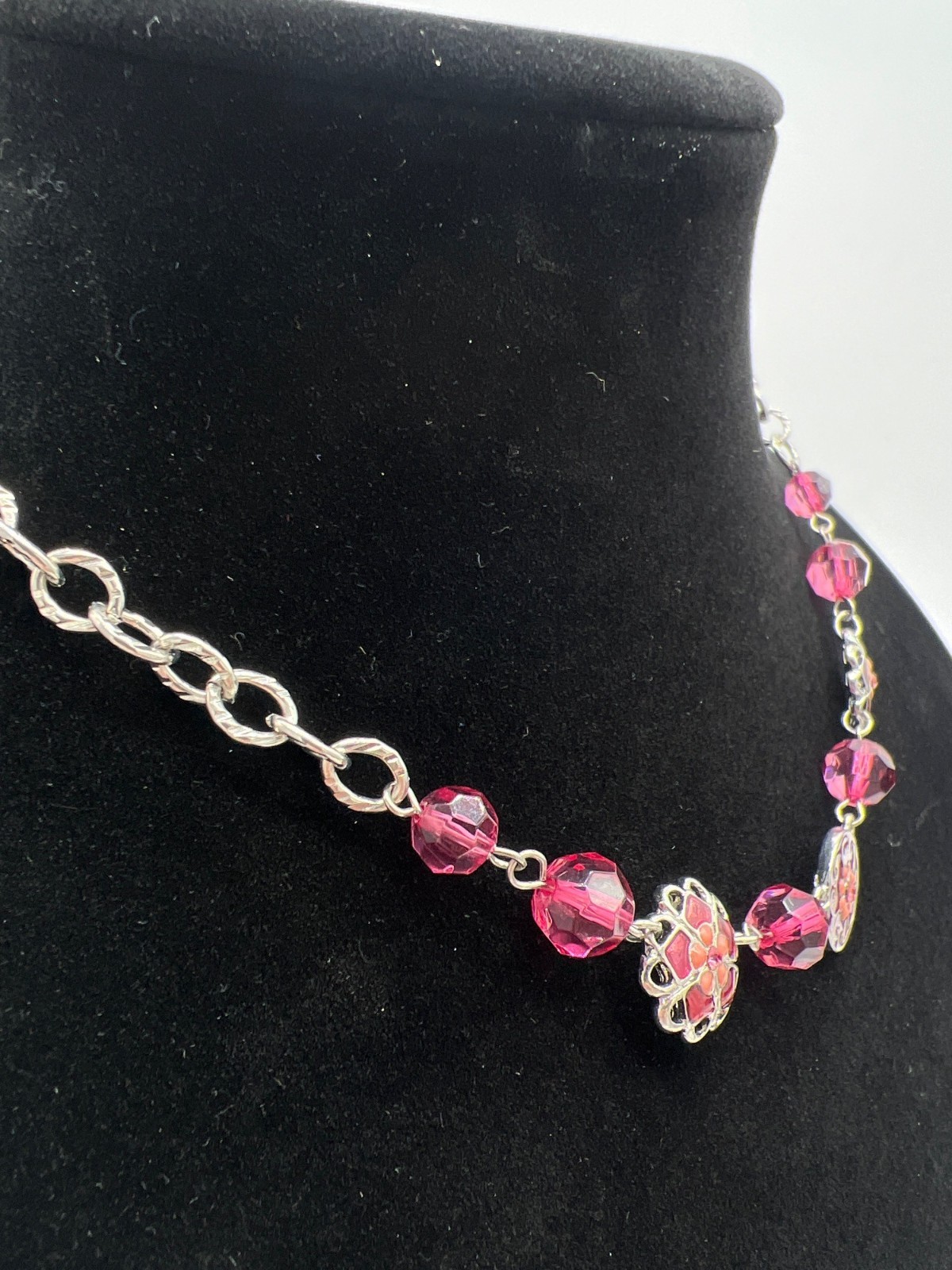 Elegant Pink Floral Mosaic Beaded Silver Chain Necklace
