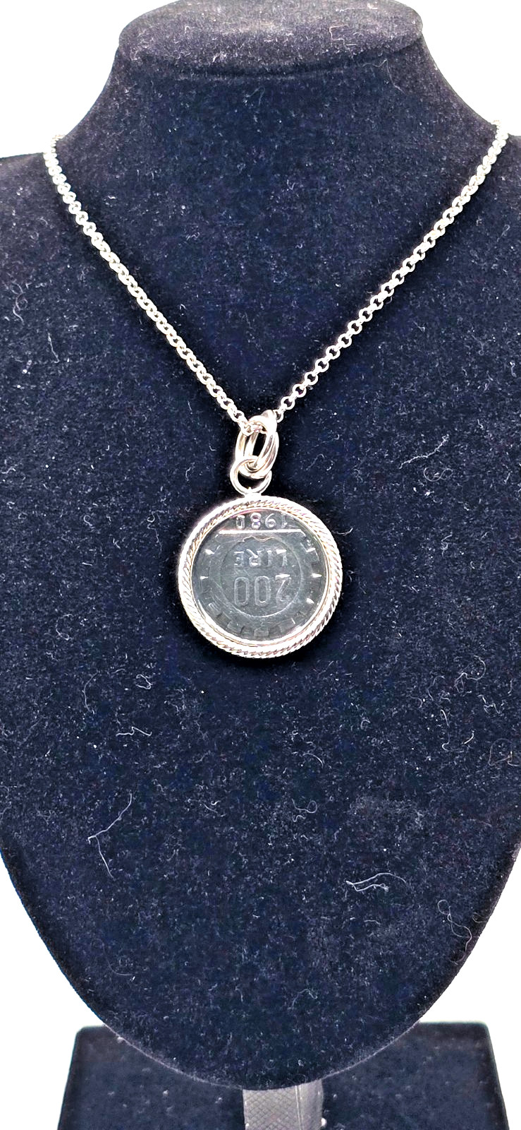 Italian 200 Lira Coin Silver Color Bronze Pendant & 18″ Rolo Link Chain