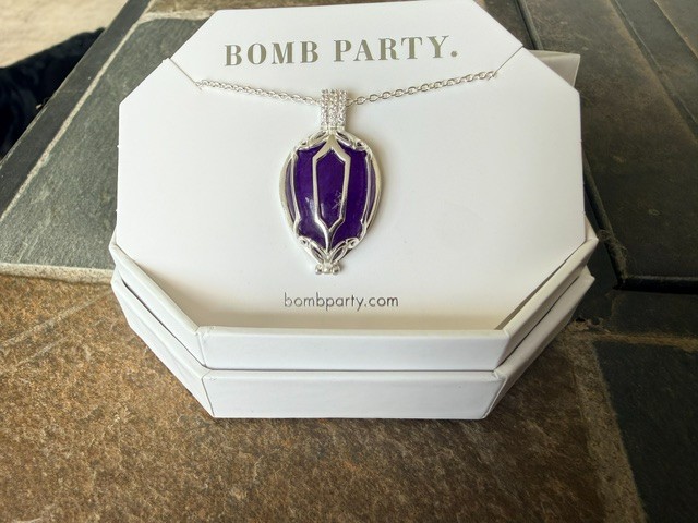 Bomb Party RBP2759 Peaceful Harmony Amethyst Quartz Silver Plating Necklace