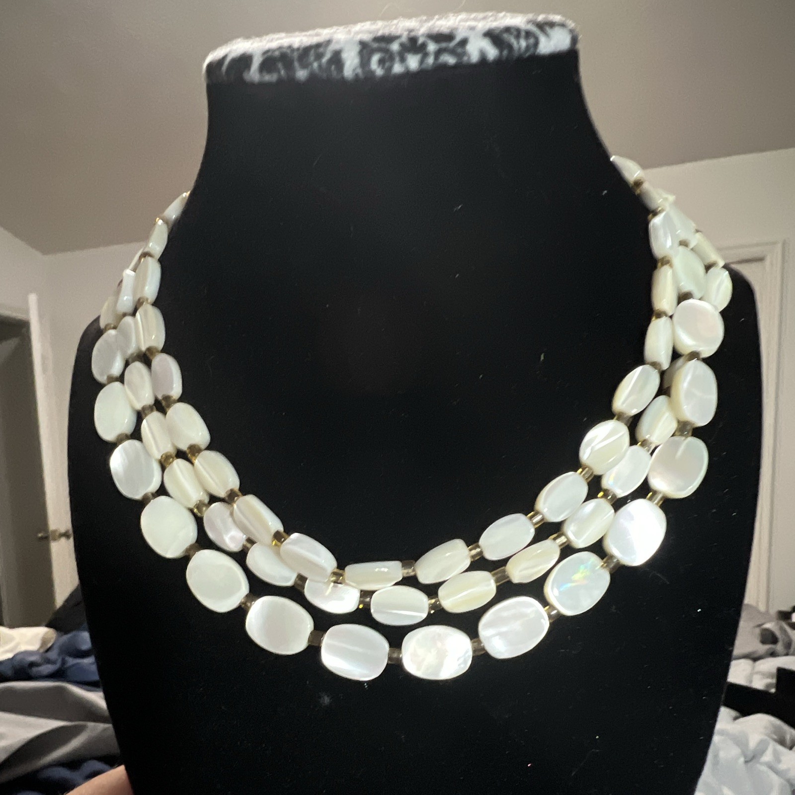 3 strand coin pearl necklace in excellent condition.