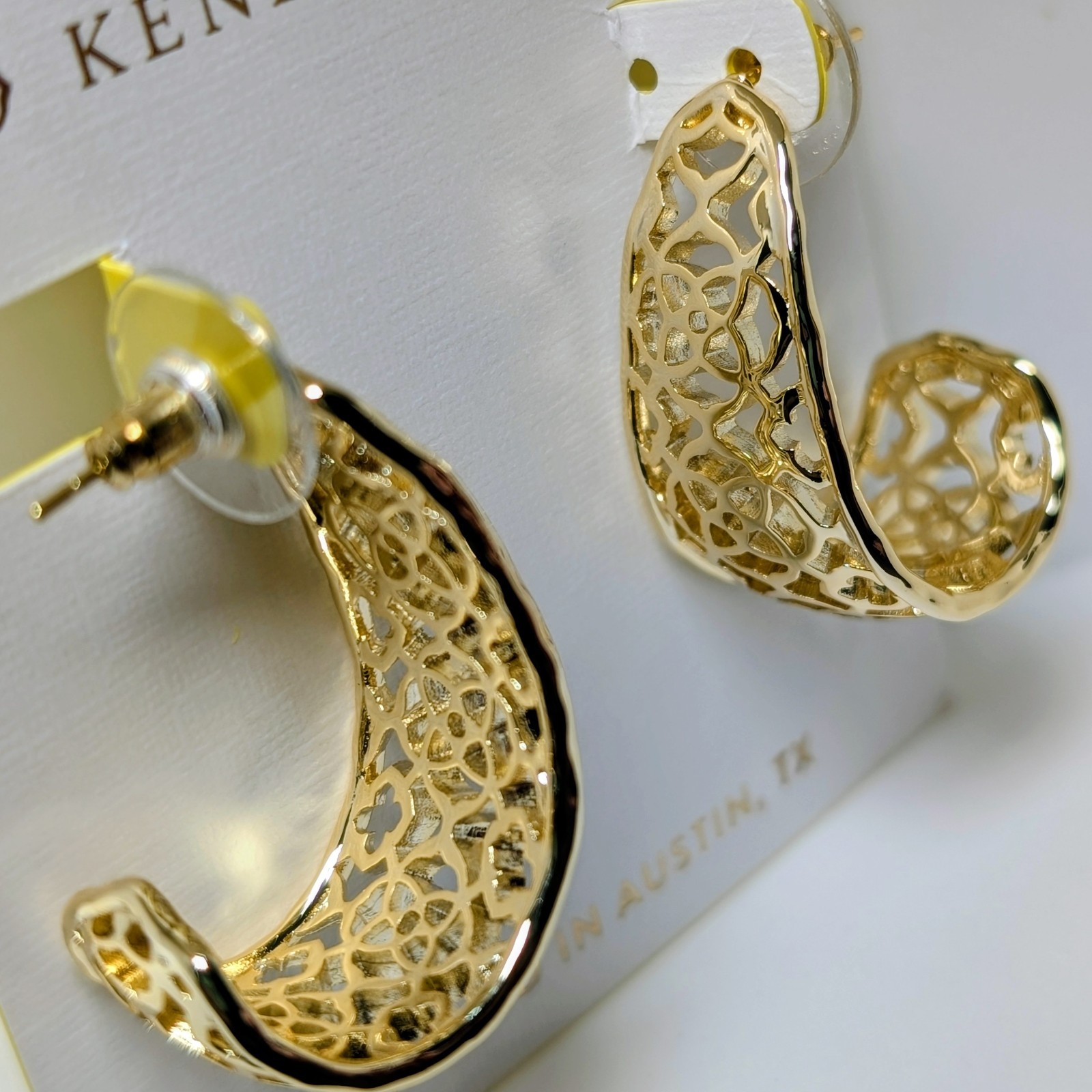 Kendra Scott Janie Gold Hoop Earrings
