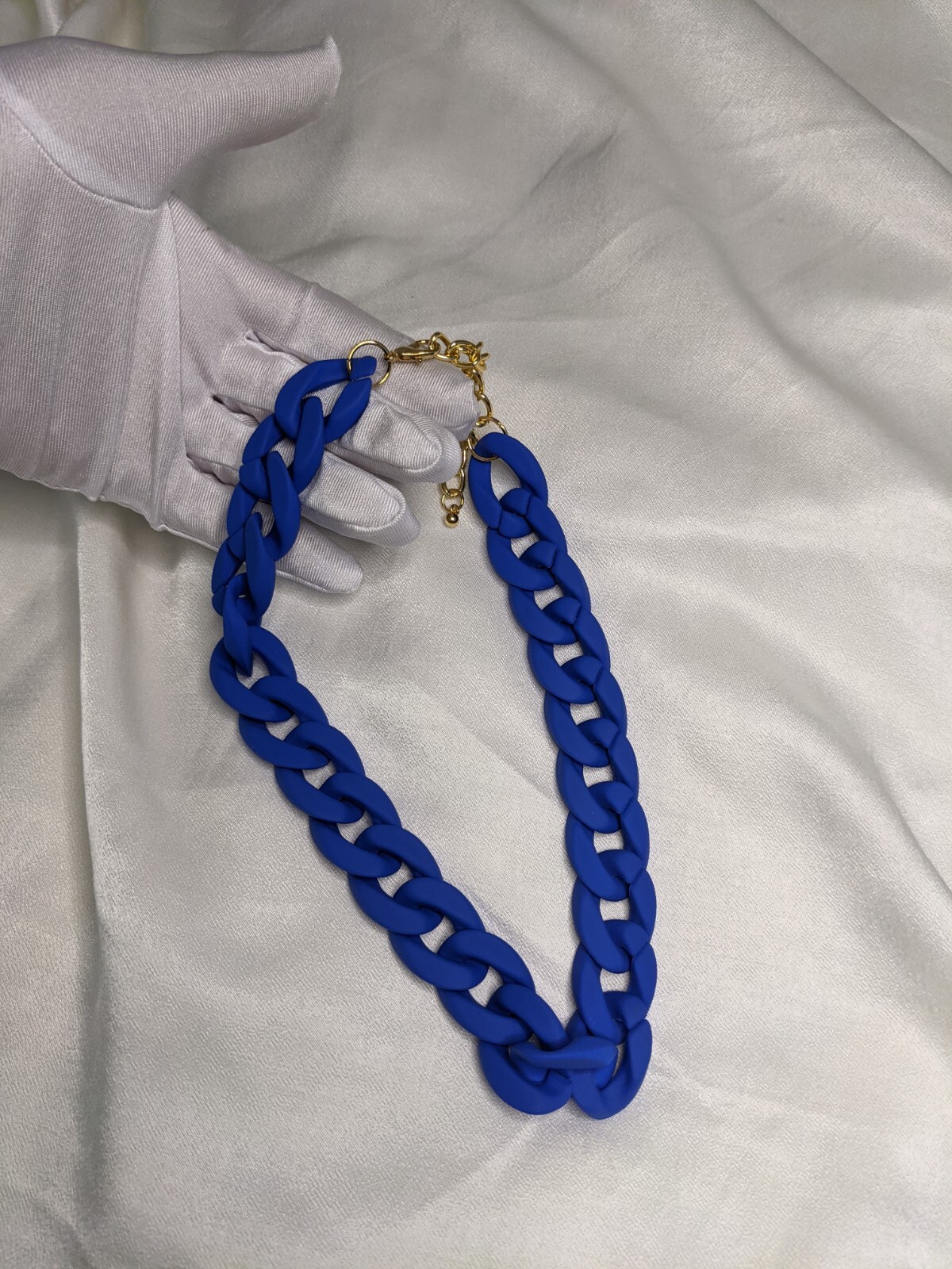 Men Chunky Chain Necklace Streetwear Blue Acrylic Material One Size 21 in Length
