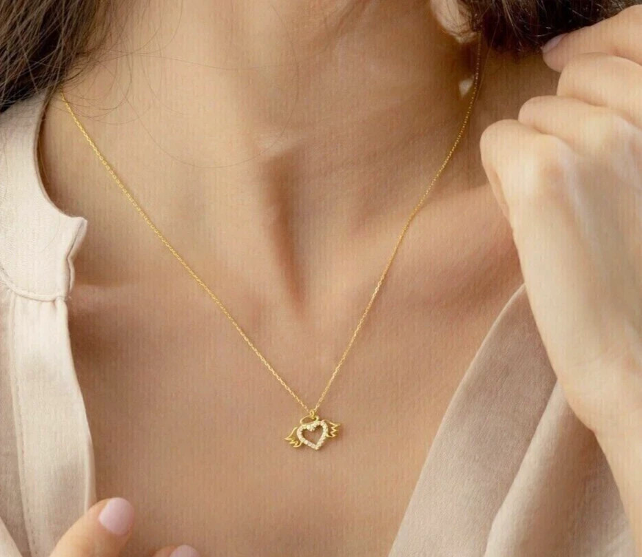 Women Heart Wing Pendant Necklace Round Simulated Diamond 14K Yellow Gold Plated