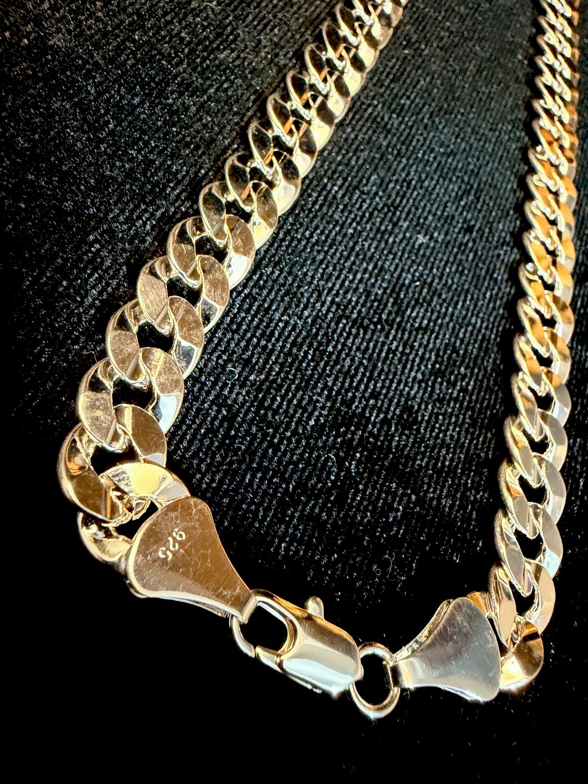 BEAUTIFUL Stamped 925 Sterling Silver Concave Cuban Necklace. 24in 8MM. 69g