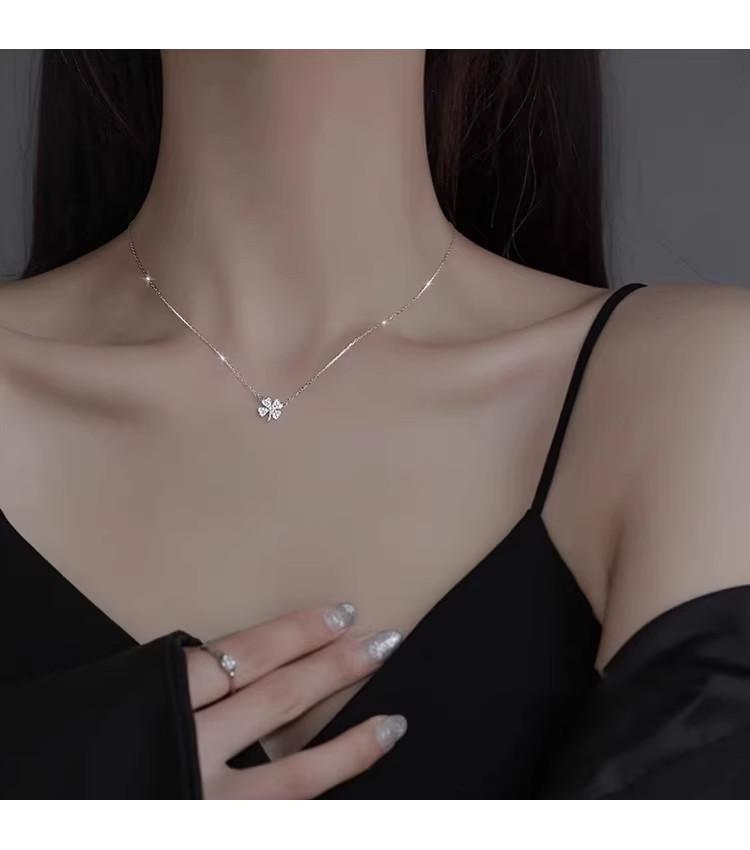 18K White Gold Plated Four Leaf Clover Necklace, Valentine’s Day Gift for Her