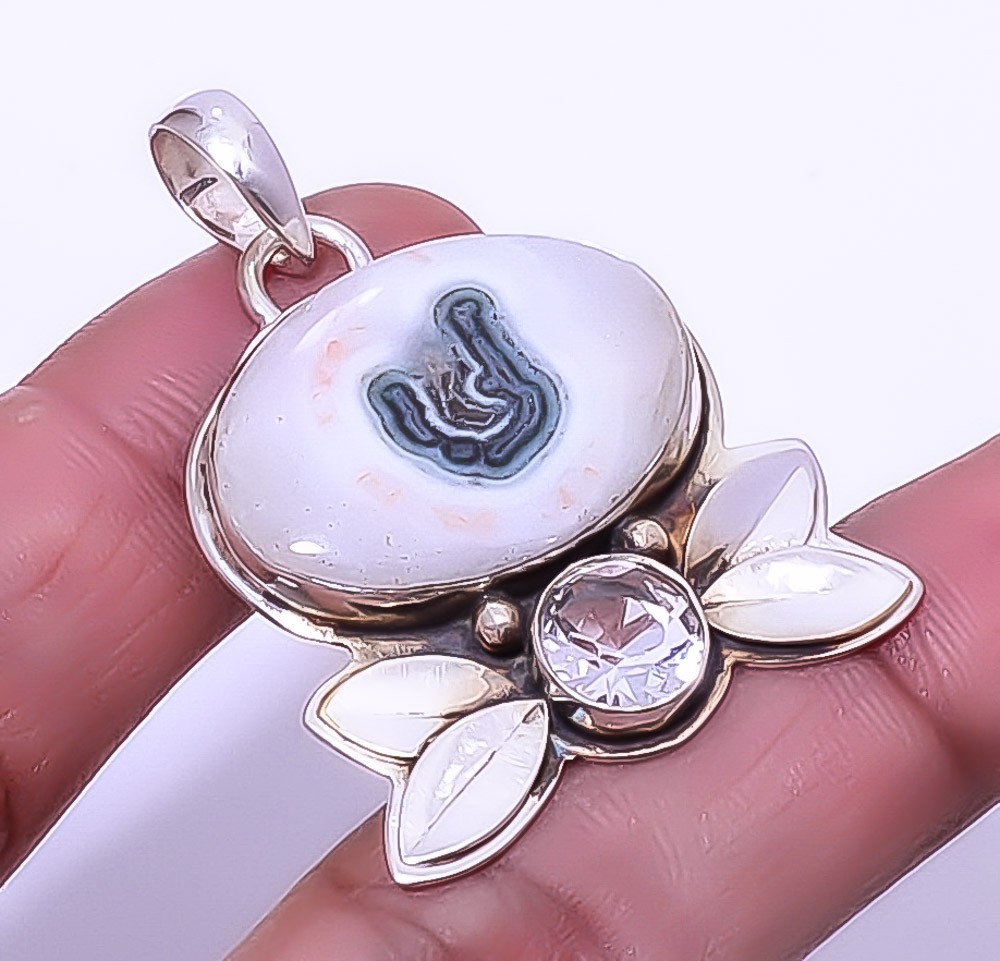 Moss Quartz & White Topaz Gemstone 925 Sterling Silver Pendant 1.72″ A374