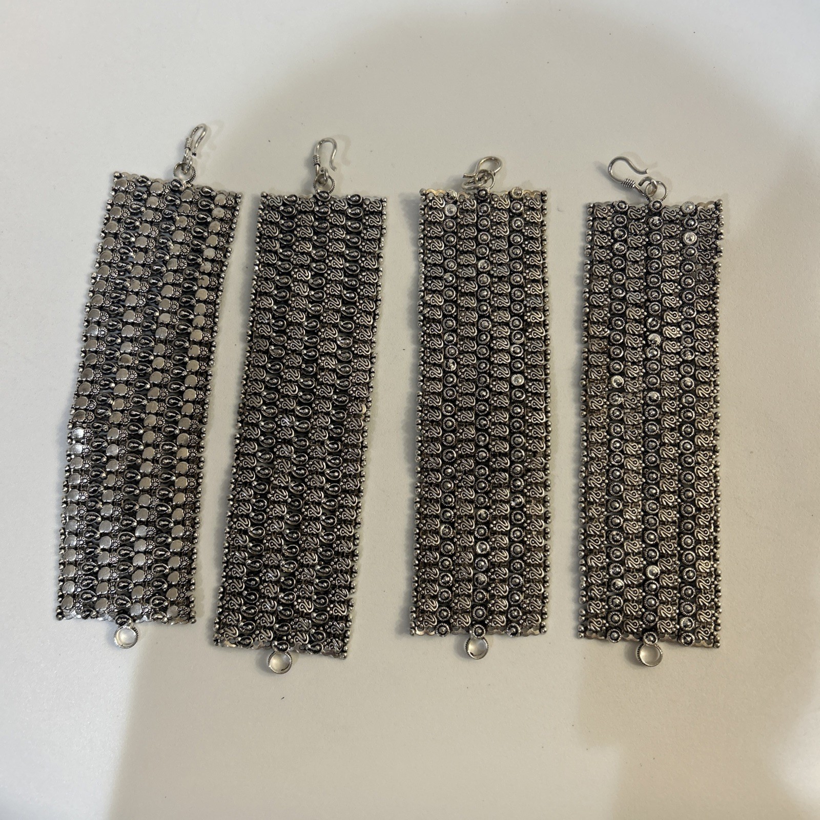 Woman’s cuff bracelets set of 4 metal clasp