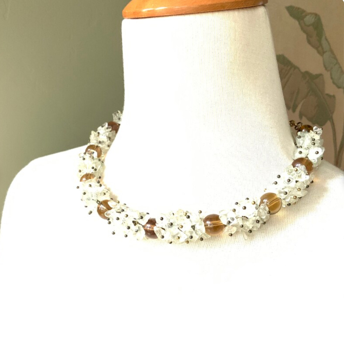 Cluster necklace quartz crystal choker natural stone beaded polka dot statement