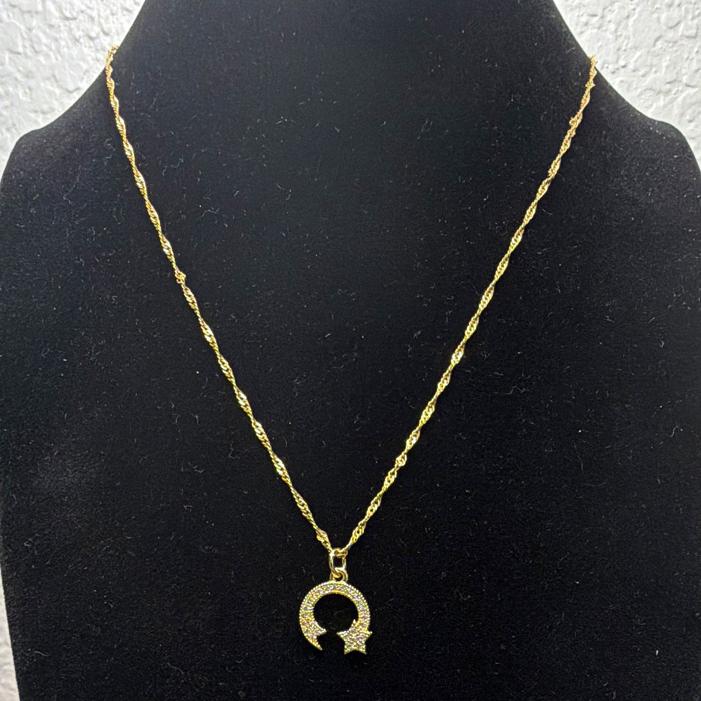 Gold Tone Rope Chain Necklace Spring Ring Celestial Crescent Moon Charm No Stone