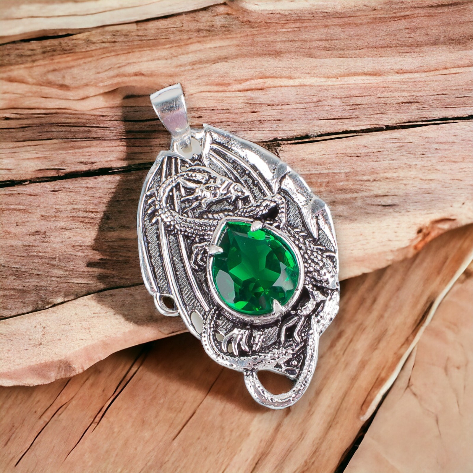 Pear Green Emerald Gemstone Luxury Vintage Pendant Jewelry 925 Sterling Silver