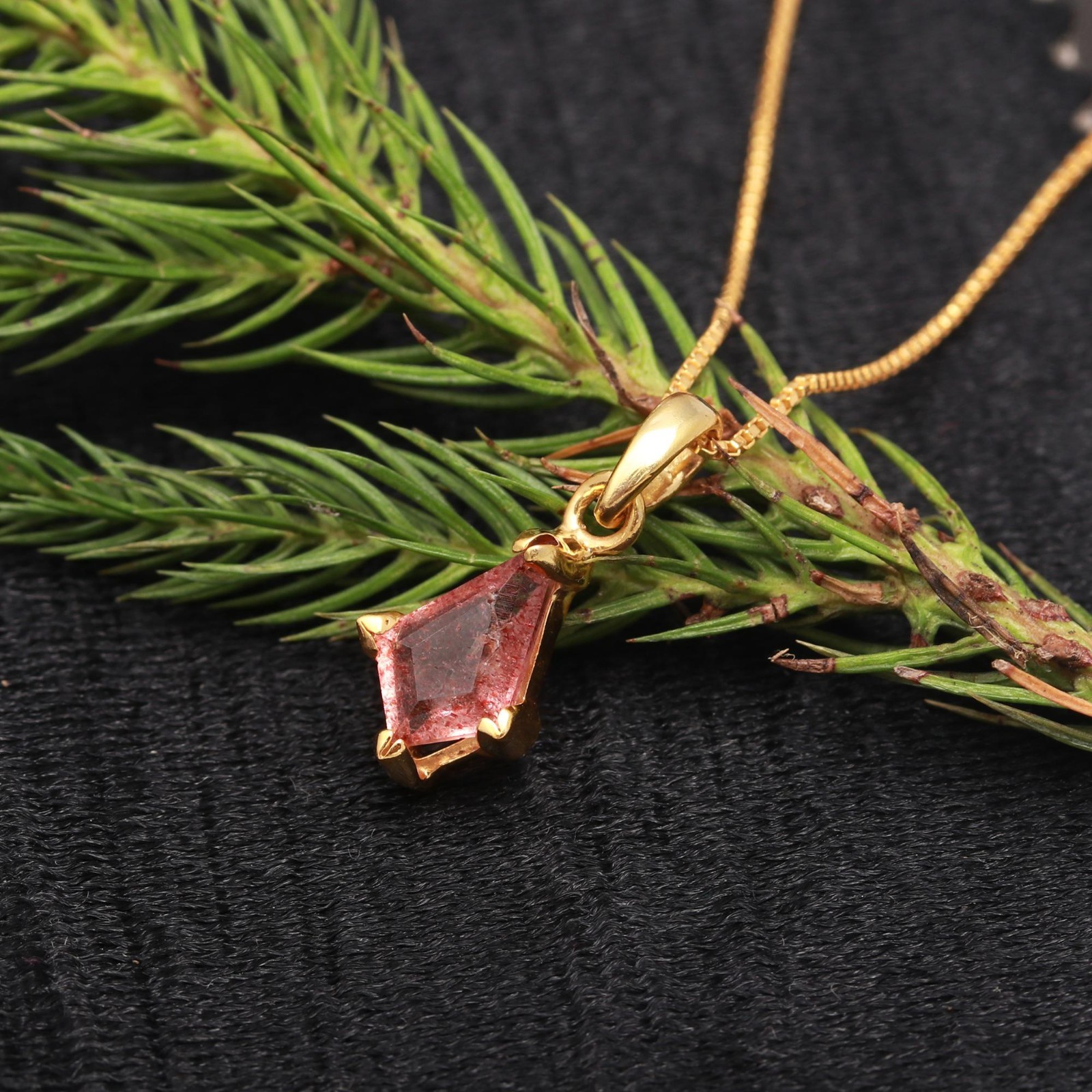 Natural Red Strawberry Kite Necklace Gold Plated Solid Silver Minimalist Jewelry