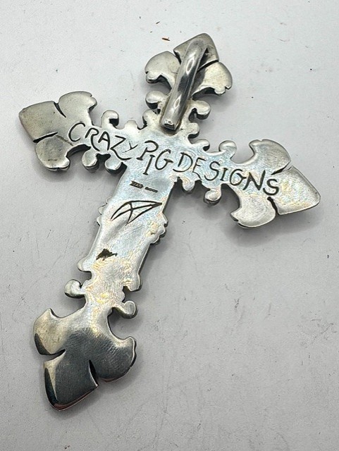 CRAZY PIG DESIGNS X large Classic Cross Pendant New w/Box RARE!!