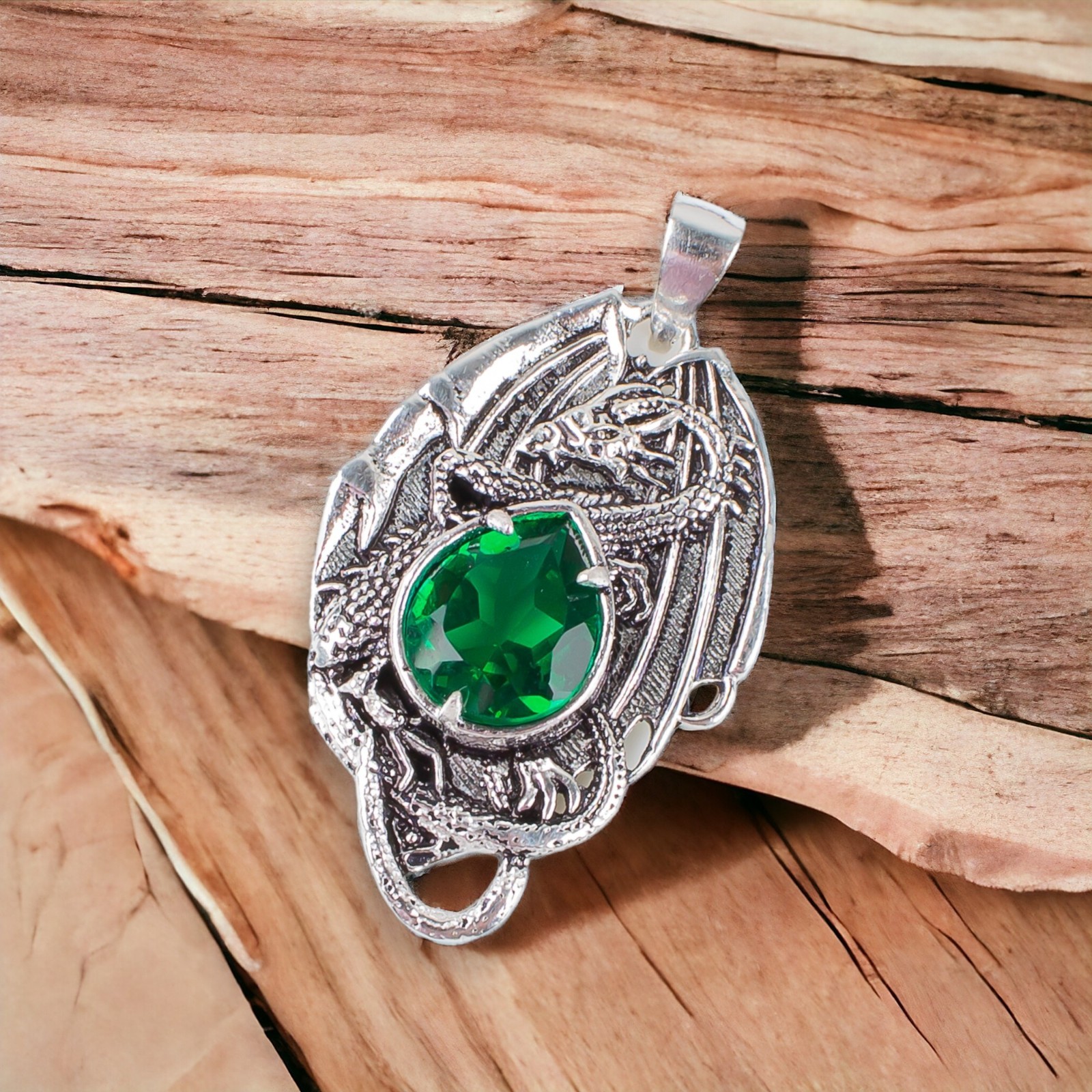 Pear Green Emerald Gemstone Luxury Vintage Pendant Jewelry 925 Sterling Silver