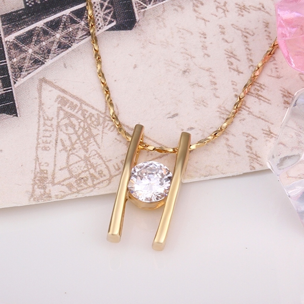 18K Gold Plated Necklace Pendant Zirconia 20 Inches 1MM Lobster B74