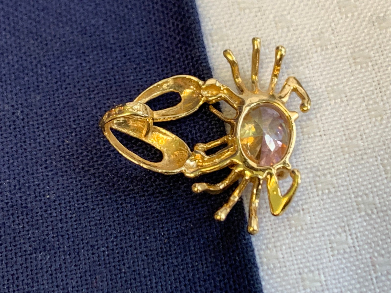 14K Yellow Gold Crab Pendant 1.47g Fine Jewelry Multicolor Stone Charm *READ*