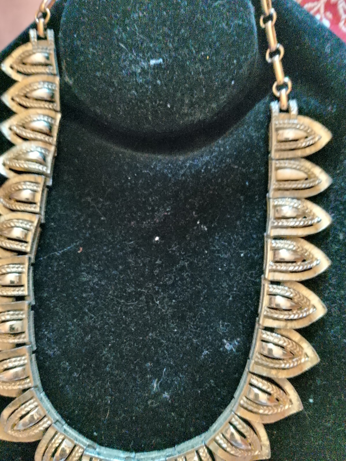 Gold Tone Textured Fan-Shaped Link Statement Collar Necklace Cable Chain