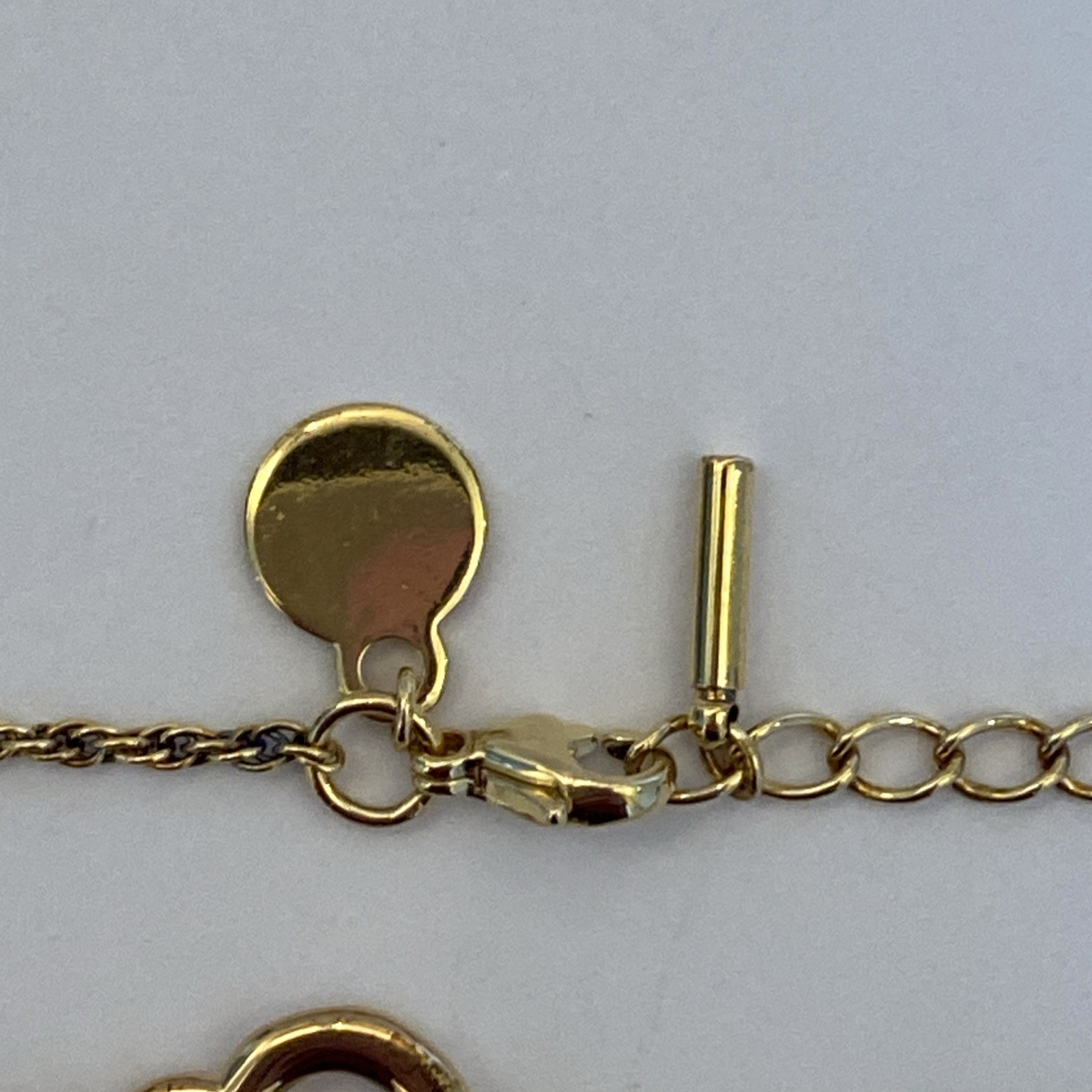 Wedgwood Gold Tone Necklace Key and Black Heart Original box 16in/40cm