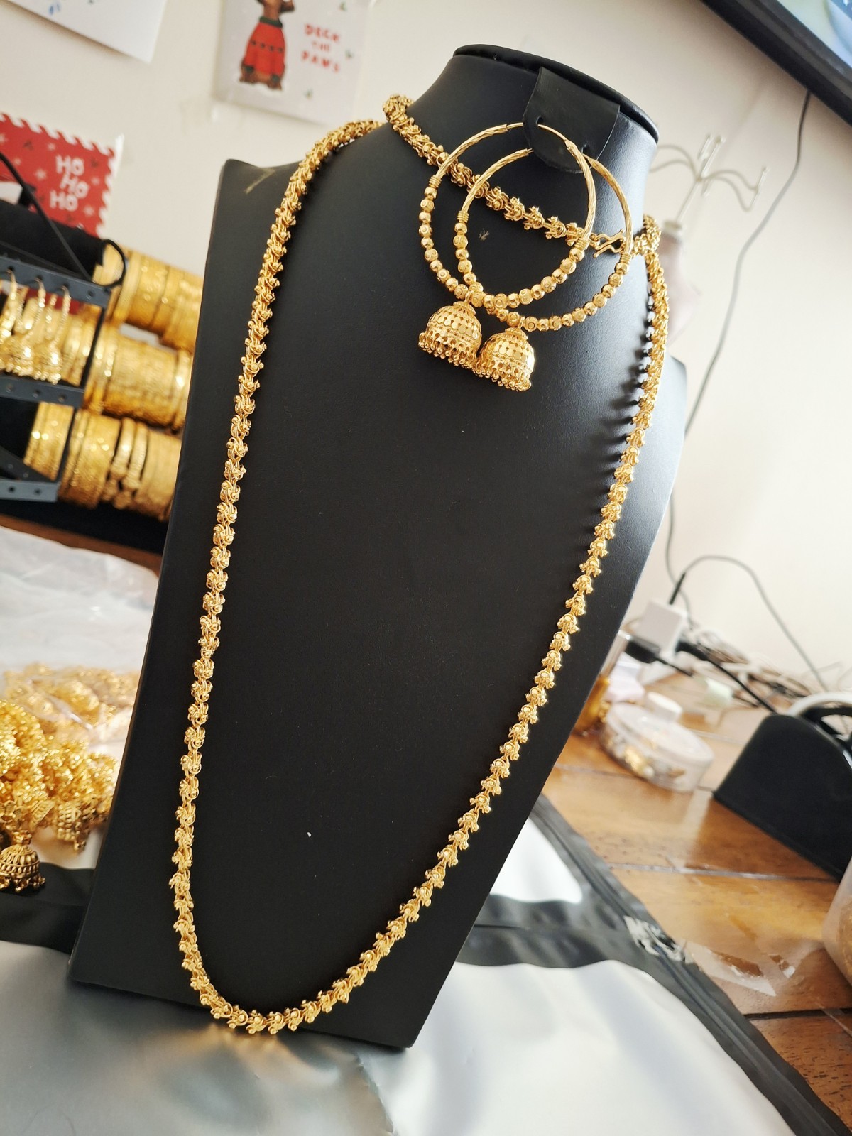 Gold polished high quality daily use hoop with 100cm large necklace malla design