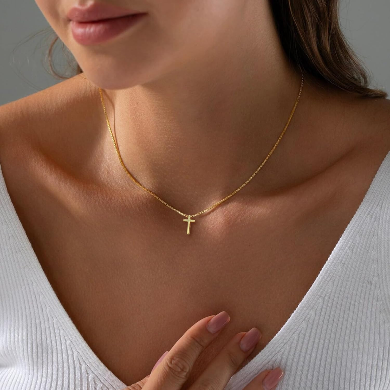 Gold Cross Necklace for Women, Trendy 14K Gold Plated Charm Box Chain Choker Dai