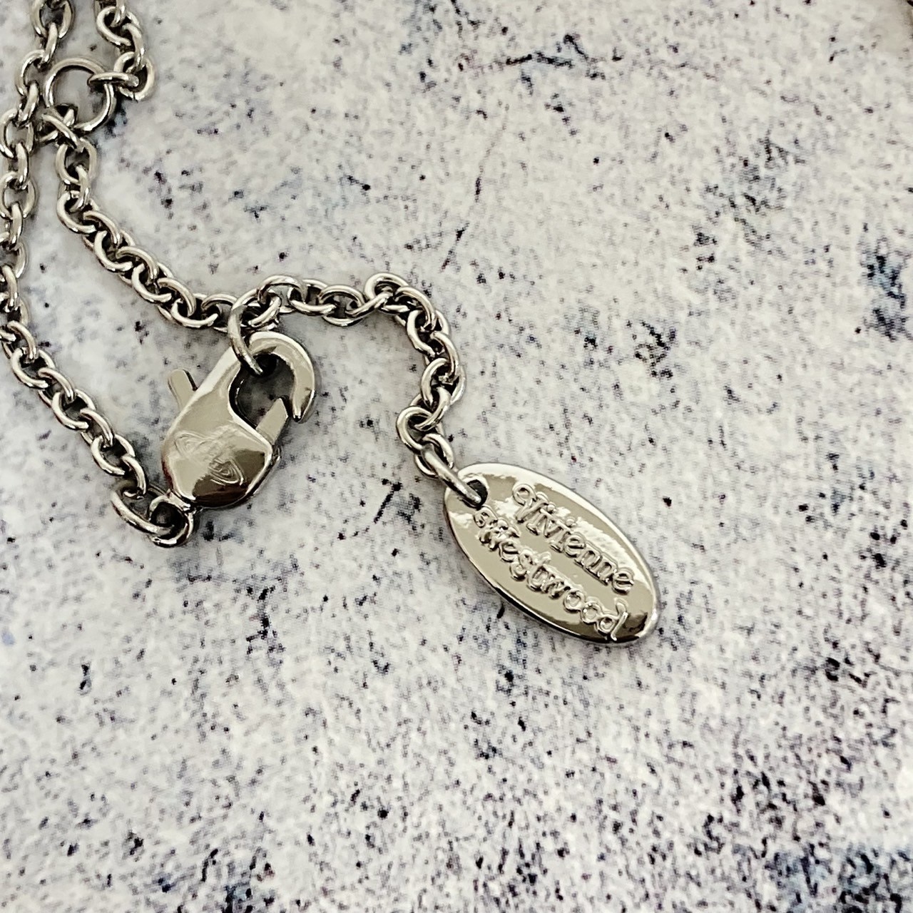 Vivienne Westwood ARIELLA Necklace Heart Silver Pink w/drawstring [E0140