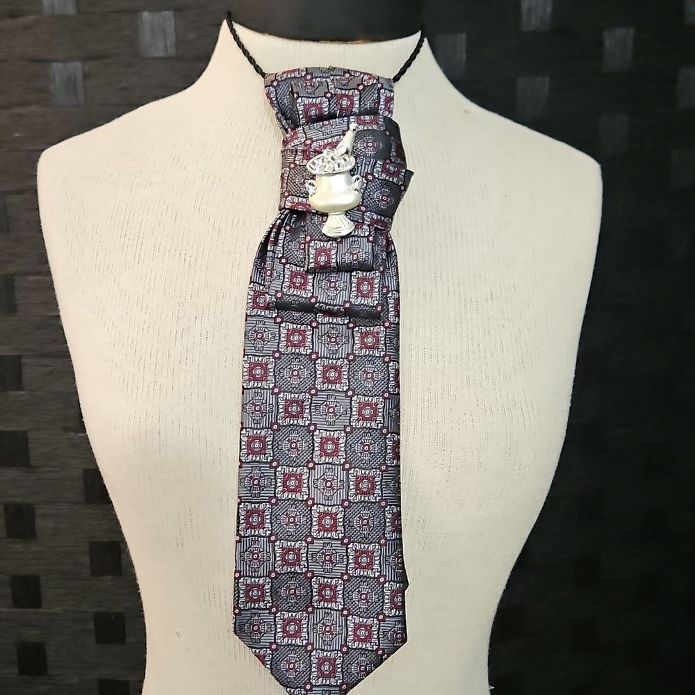 Jos A Bank Silk Gray & Red Patterned Statement Tie Necklace With Silver Tone Pin