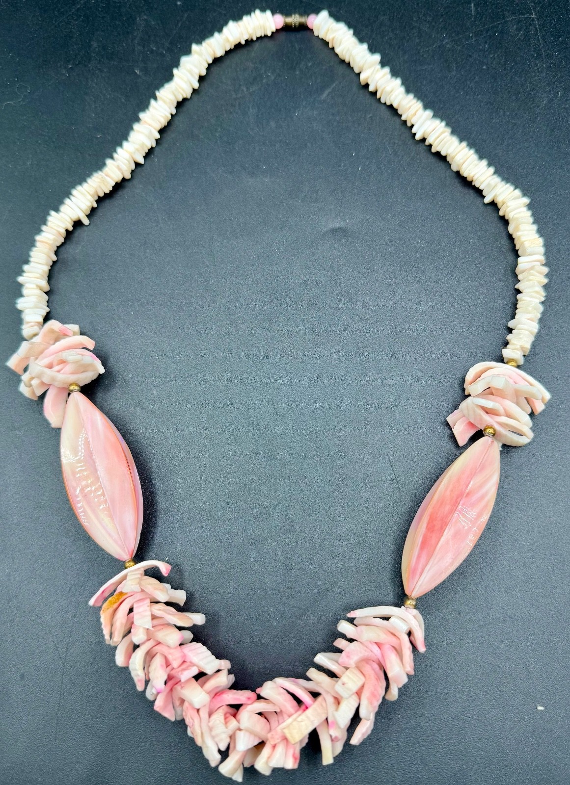 Vintage Pink Queen Conch Shell Statement Necklace Chunky Boho Heishi 1970s 26″