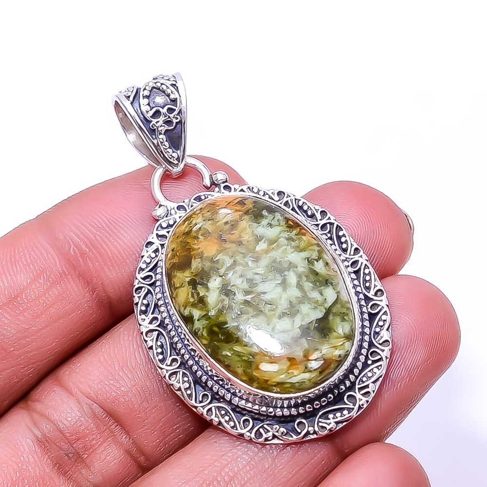 Chrome Chalcedony/Mtorolite Fine Art 925 Sterling Silver Pendant 1.95″ Christmas