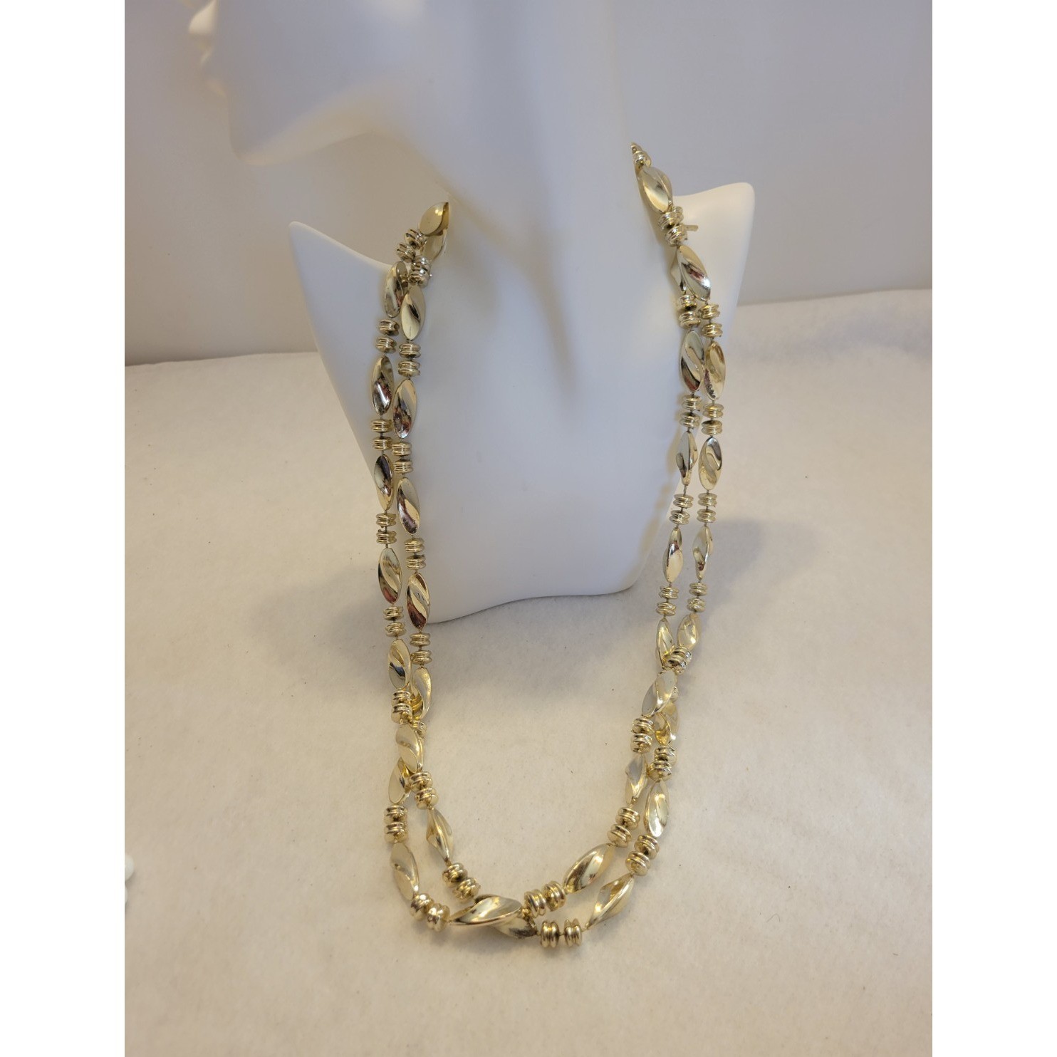 Necklace Lot of 4 Vtg Retro Faux Pearl Beaded Gold Black White Beads Minimalist