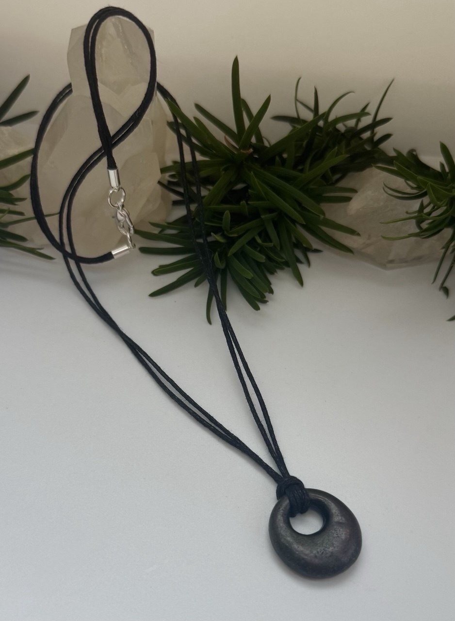 Unisex Stone Pendant Necklace Metal Round Circle Ring Donut On Cord
