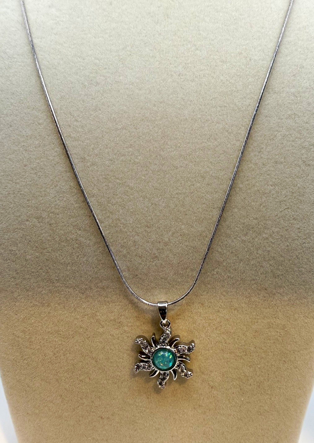 Silver Tone Snake Chain Sun Charm Pendant Necklace, Green Round Stone