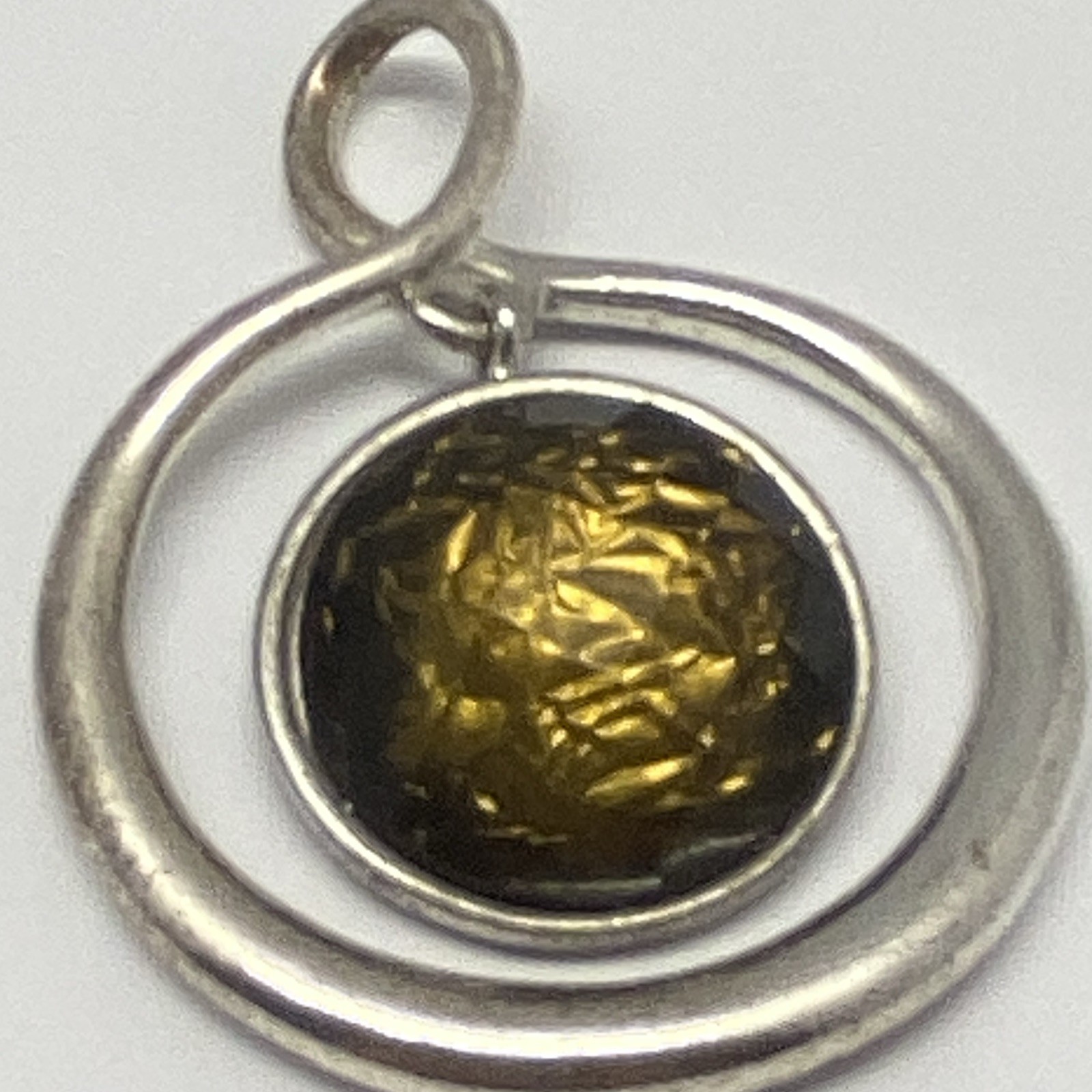 VTG Sterling Silver (untested) Open Circle Pendant Textured Green Amber Cabochon