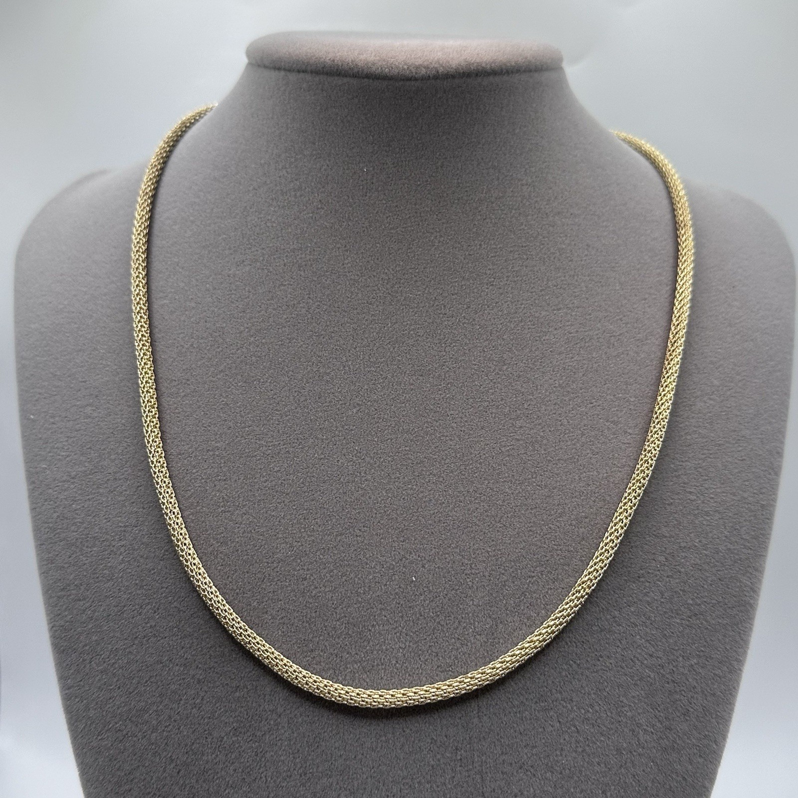 Vintage Gold Tone Mesh Chain Necklace Signed RMN Roman 18-22”
