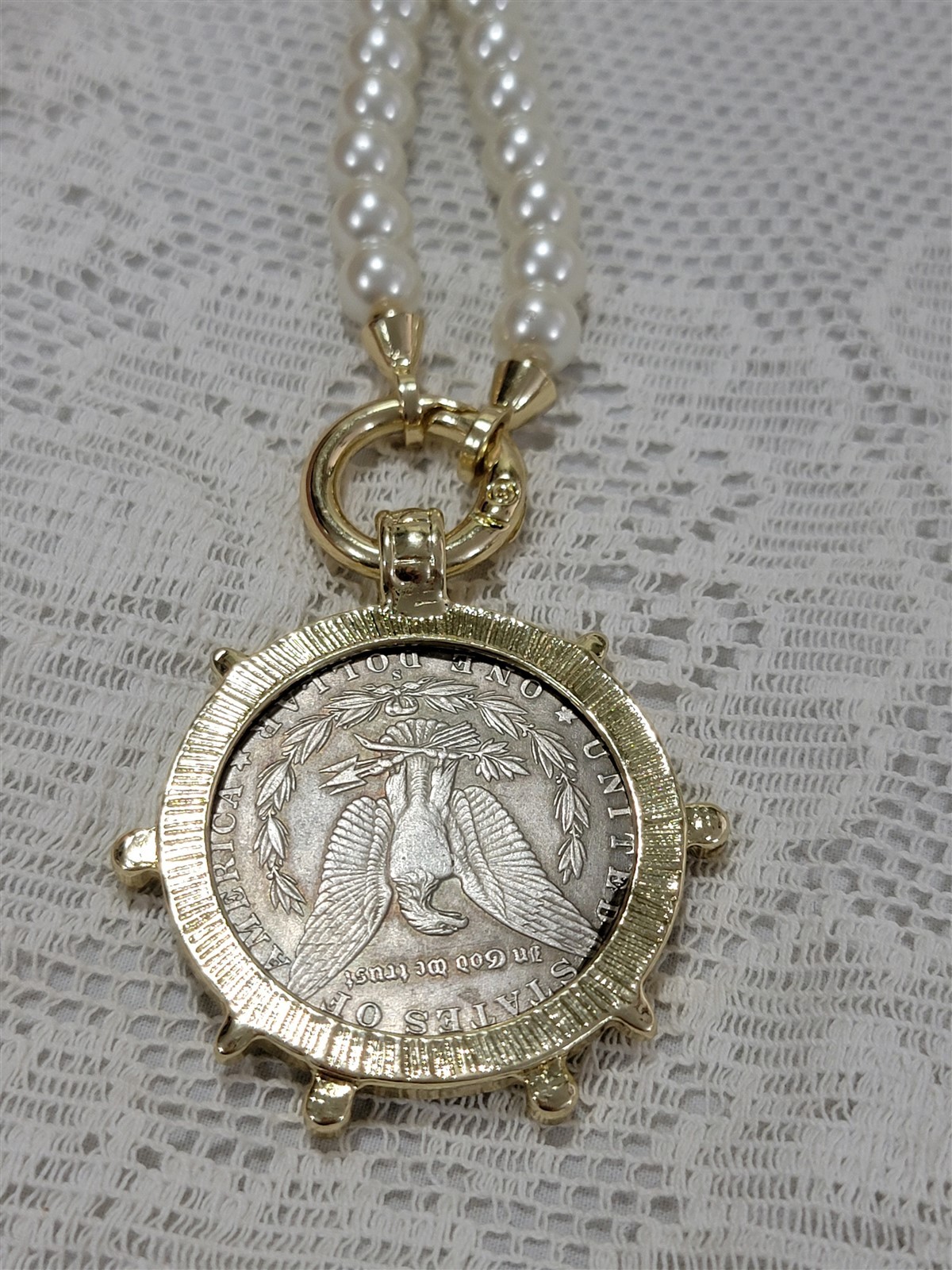 Victorian Trading Morgan Lady Liberty Silver Dollar Pearl Coin Necklace 30E