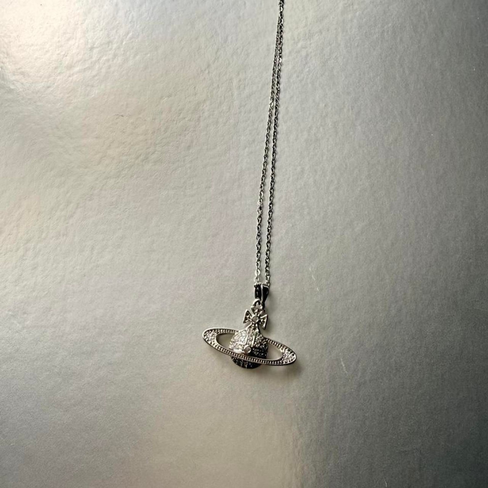 Sparkly Saturn Planet Pendant Choker Necklace