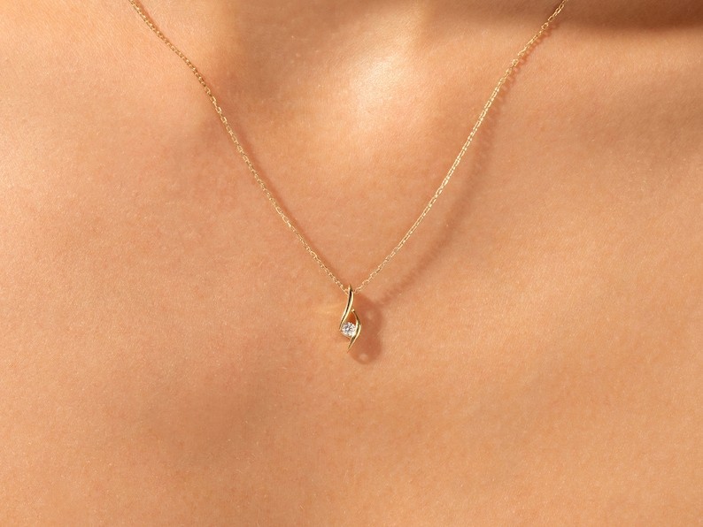 0.10 CT Round Moissanite 14K Gold Solitaire Wave Pendant Necklace For Her