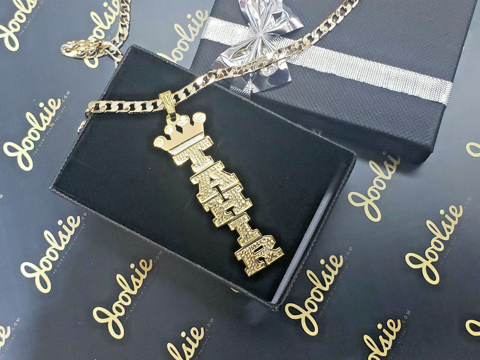 ITALIC 14K GOLD PLATED VERTICAL W/ ROELX CROWN NAME PLATE NECKLACE UNISEX