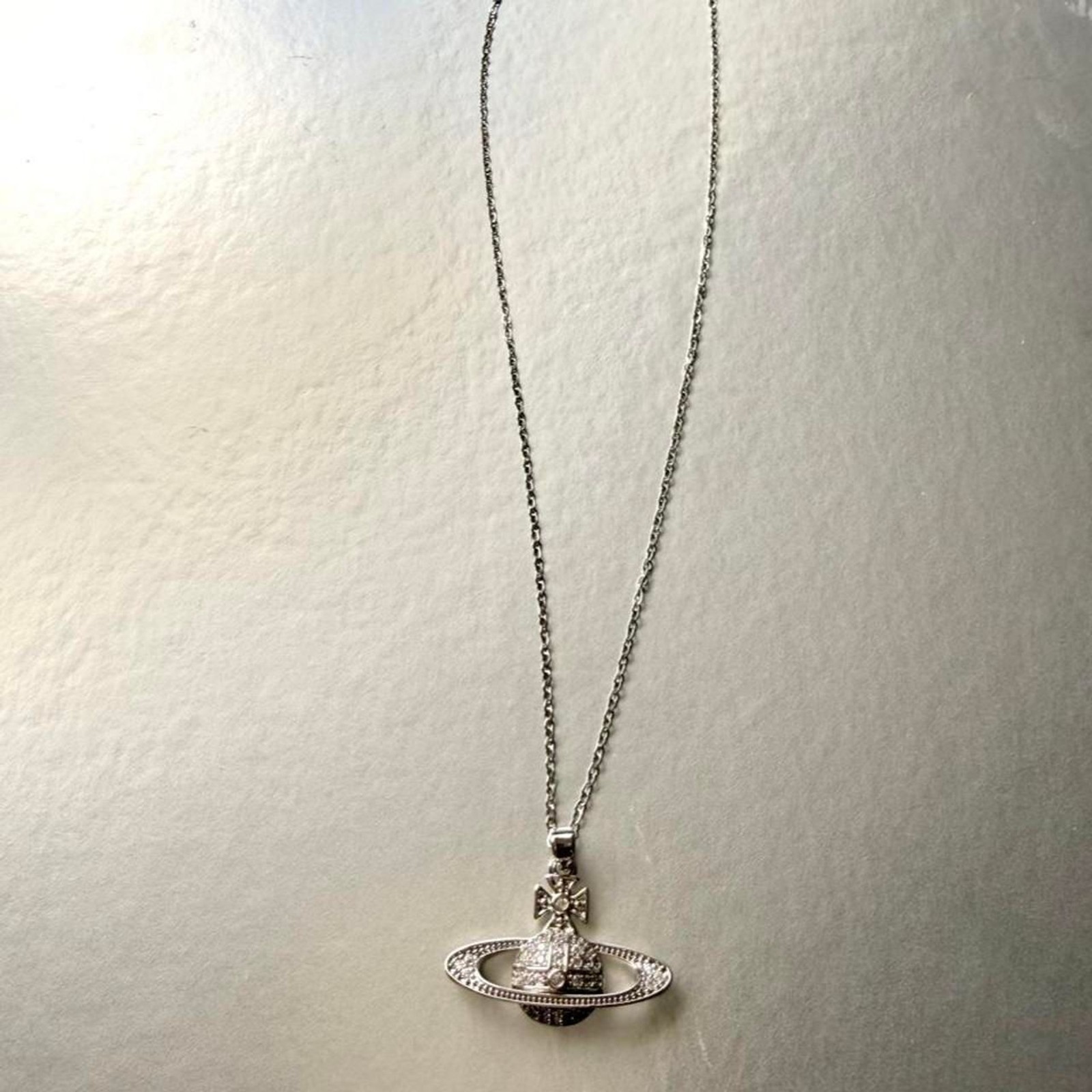 Sparkly Saturn Planet Pendant Choker Necklace