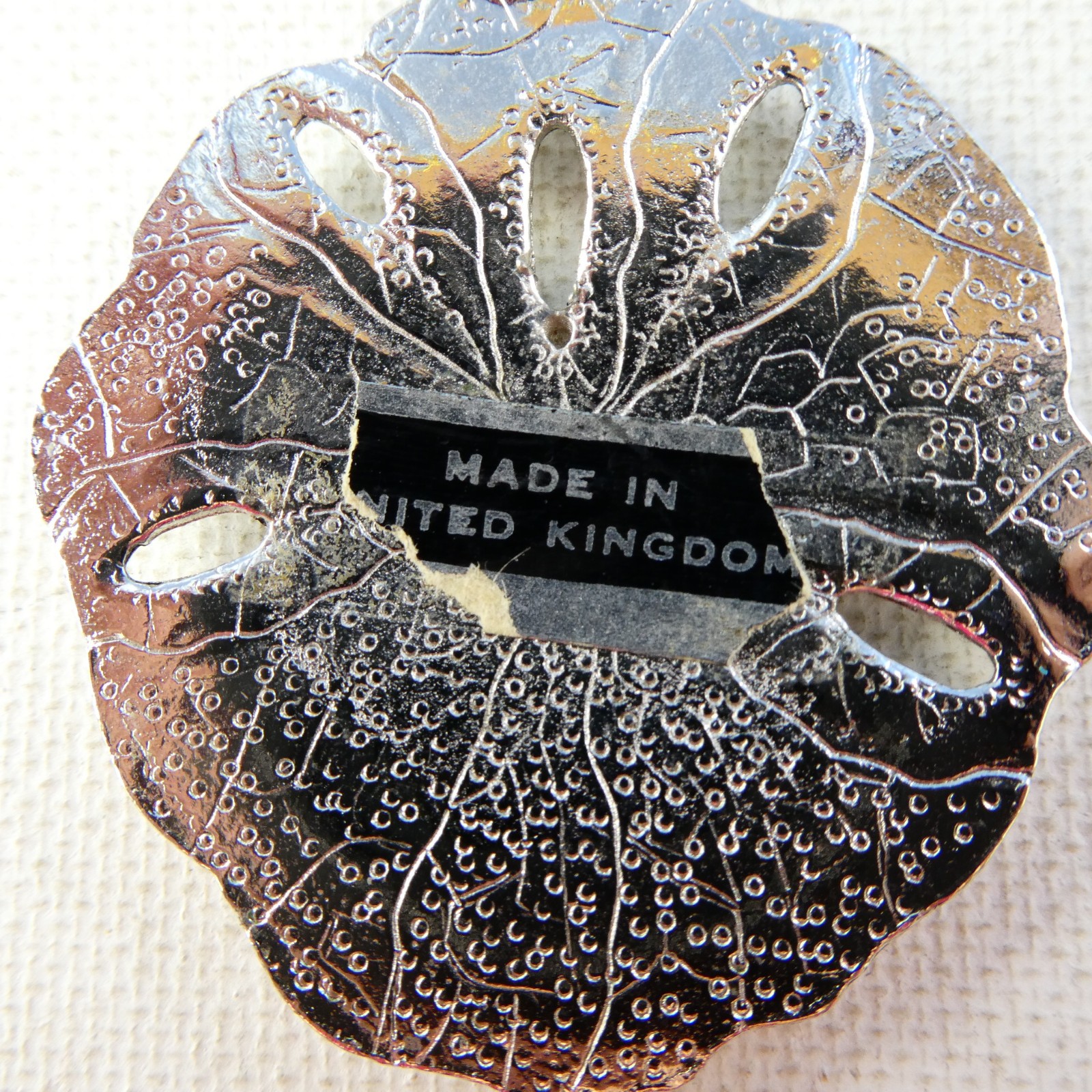Silver Plated SAND DOLLAR Pendant Made In United Kingdom Large 1.75″