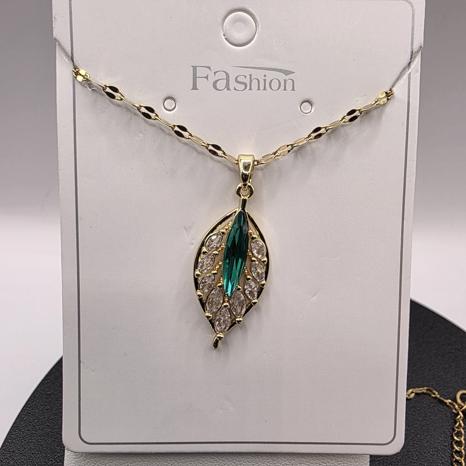 Stainless Steel Copper Plated 16″Necklace w/28mm Cz Leaf Motif Pendant