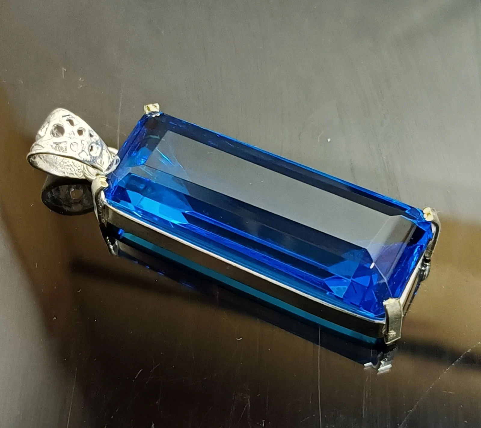 74.10 Ct Certified Natural Blue Topaz 925 Solid Silver Pendant Loose Gemstone