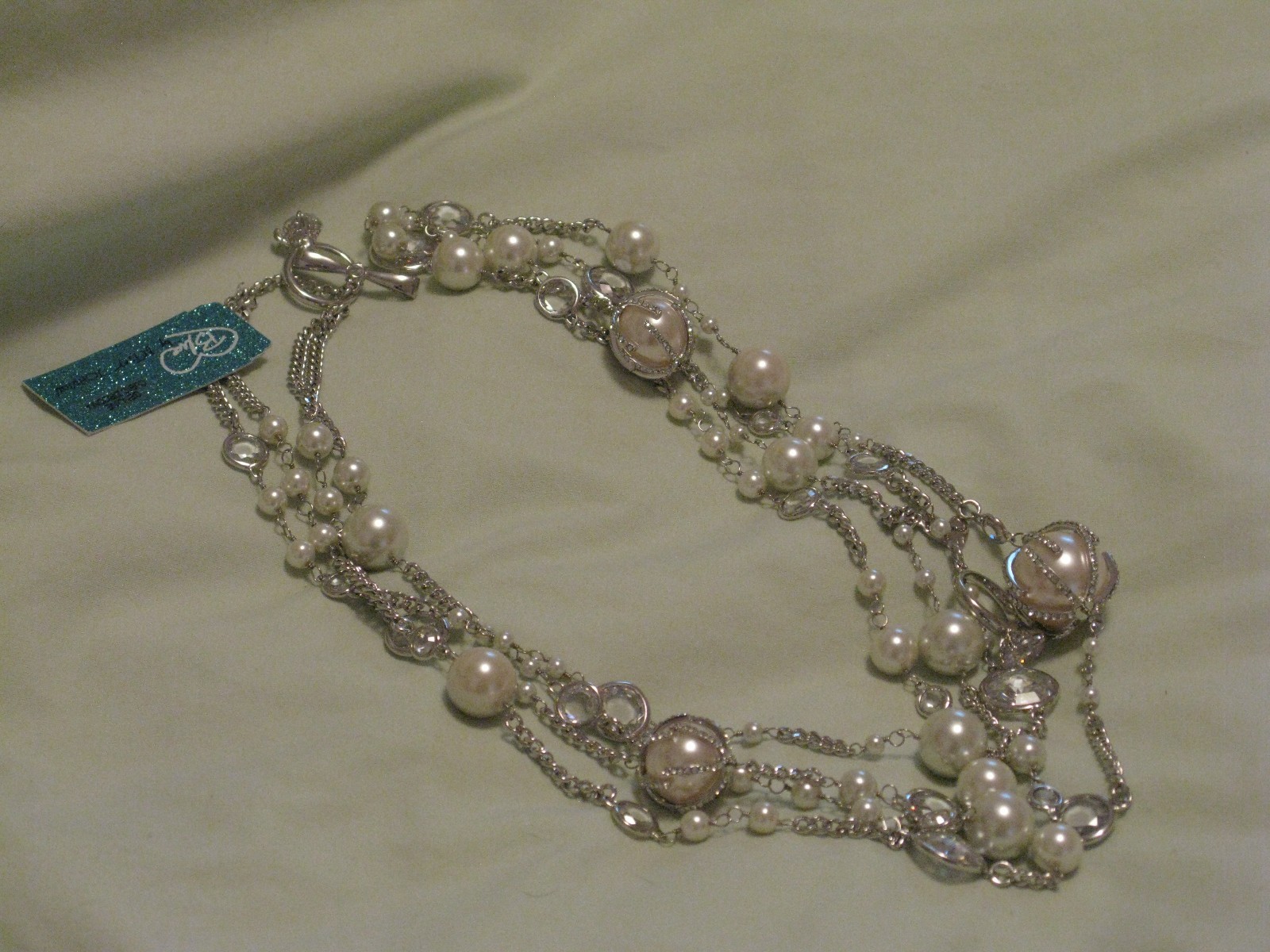 Betsey Johnson Engagement Wedding Crystal Pearl Two-Row Necklace NWT Beautiful!