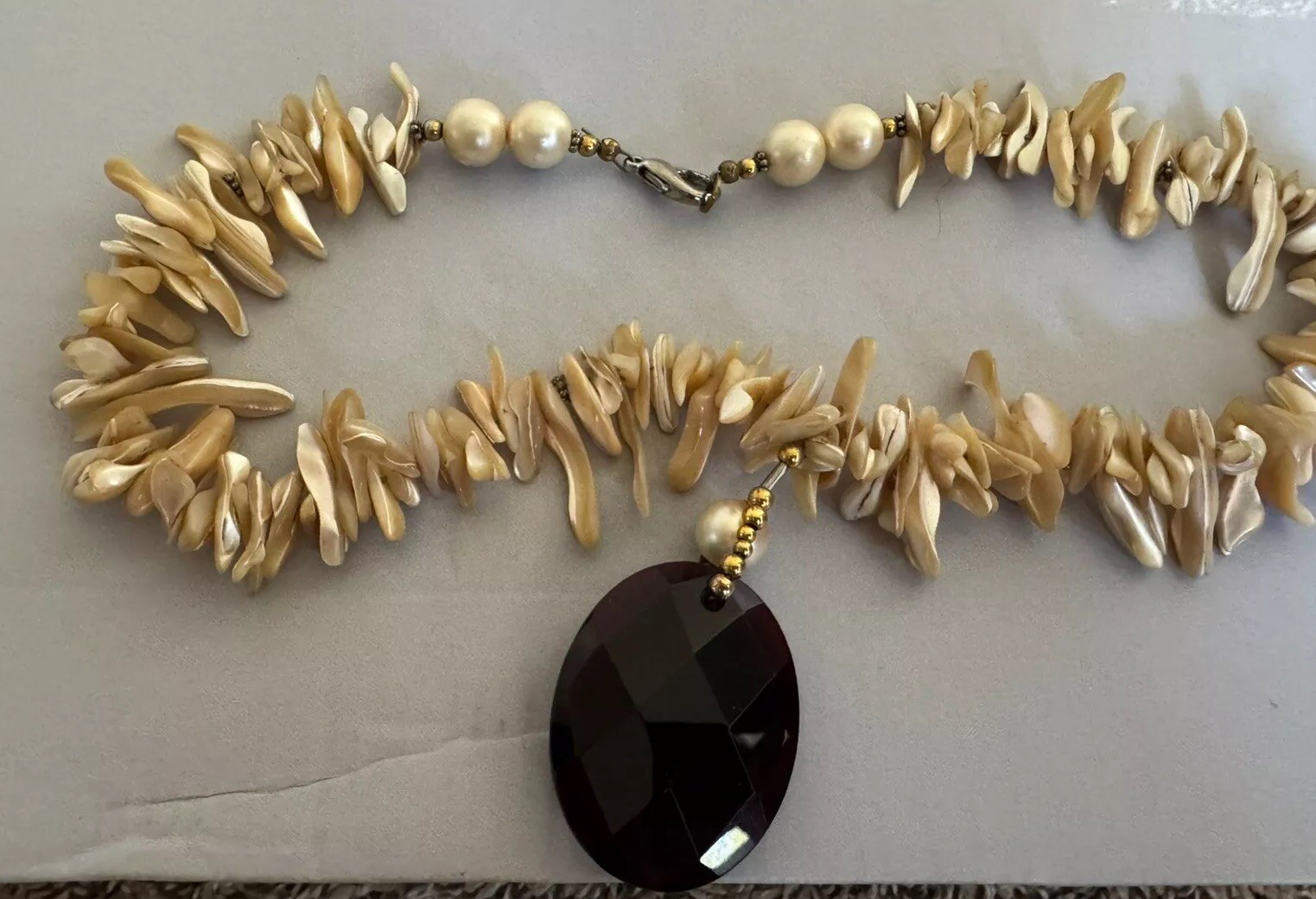Beautiful Vintage Shell Necklace With Red Bezel Pendant