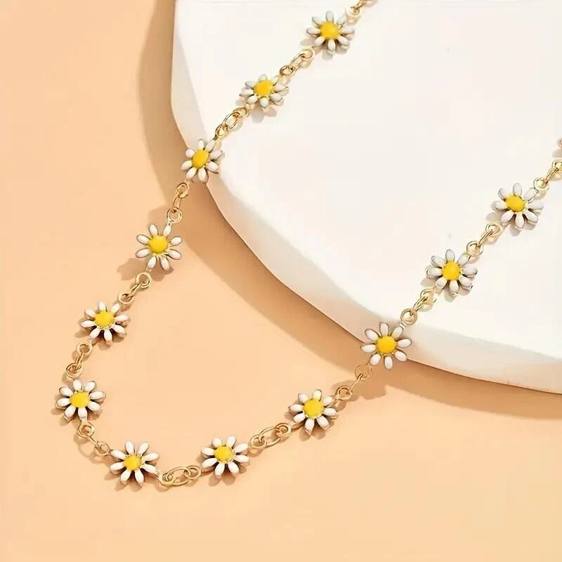 Fashion Gold Plated White Daisy Flower Necklace Collarbone Chain Women Gift New